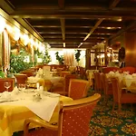 Hotel Sporthotel St. Anton 4*