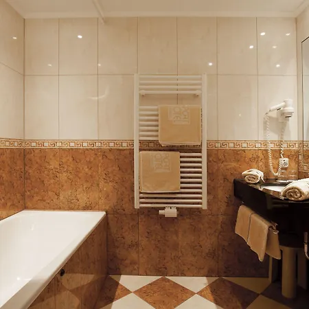 Sporthotel St. Anton מלון