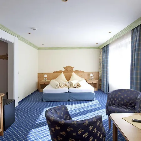Hotel St. Anton 4*