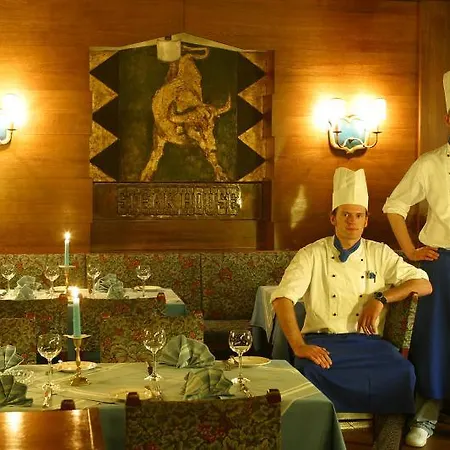 St. Anton Hotel 4*