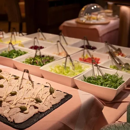 Szálloda Sporthotel St. Anton 4*